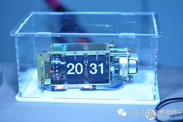 复古翻页钟和机械定时器,复古翻页钟机械定时器