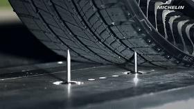 米其林胎侧黑科技,米其林不充气轮胎