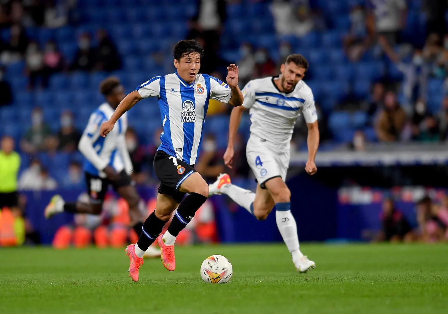 中国足球就是现在各行各业的写照,中国足球理应有多强