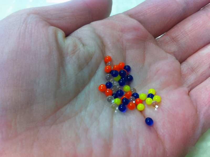 宝宝误食水晶泥多久可以确定没事 (宝宝误食了水晶泥后会有什么反应)