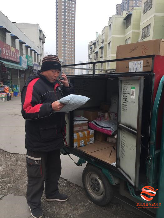 春节放心购快递“不打烊”​物流巨头升级服务“全年无休”真正落地