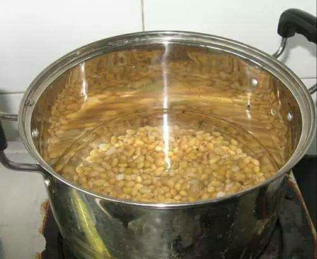 淘米水养花会板结吗,淘米水浇花味道难闻怎么办