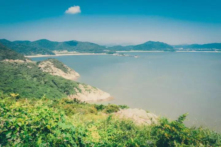 海口希尔顿酒店海鲜自助餐费用 (希尔顿海岛度假放松)