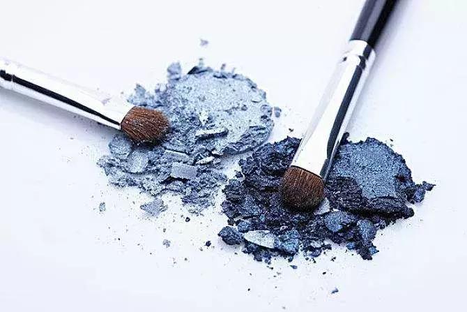 新手必备的四个化妆刷,新手必备化妆刷几支图片