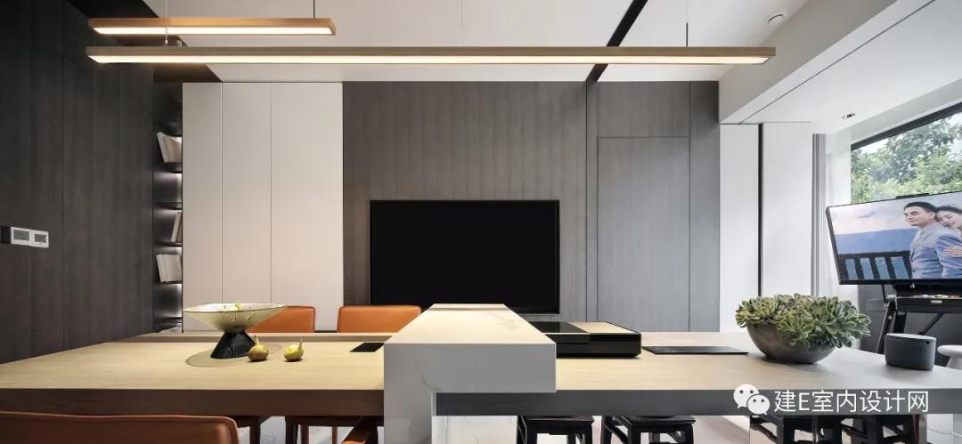 《梦改》爆改山城重庆老宅，83㎡高隐患旧房变豪宅