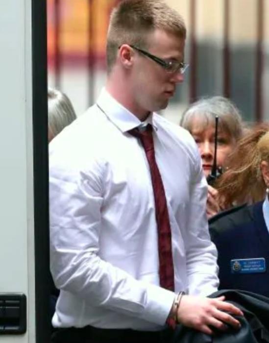 墨尔本平民房价,国外凶宅二手房出售