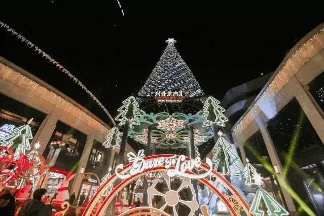 重体验时代已来！巨头加速布局，“体验式美陈”的3种玩法就在这