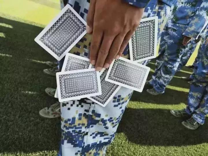 军训难忘的经典故事,大学军校军训都有哪些内容