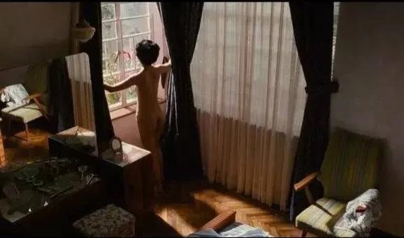 张爱玲女性悲剧的启示,论张爱玲小说女性人物的悲剧性