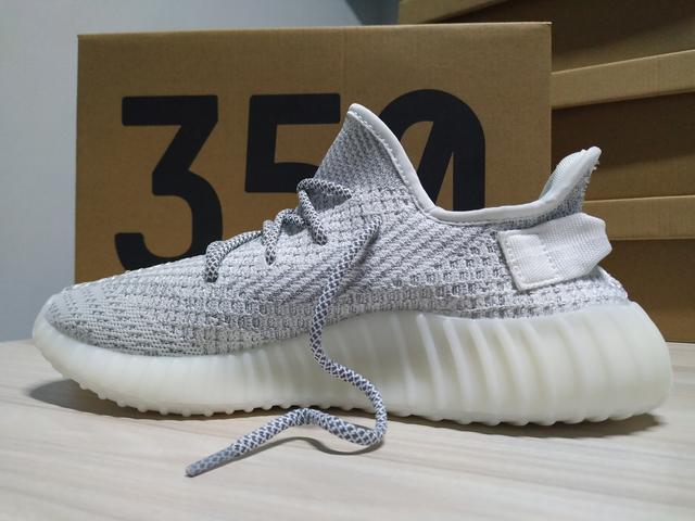 椰子纯白满天星开箱,开箱一双刚拿到手的鞋