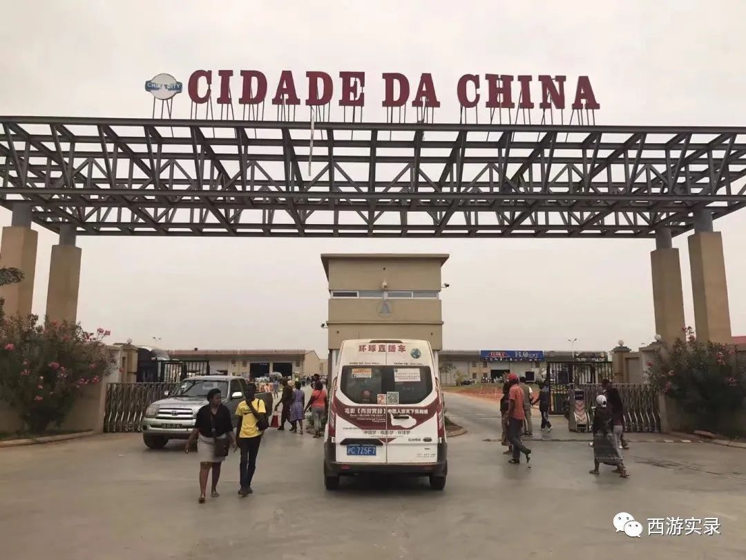 倒计时《流浪地球》,《流浪地球》二极简版