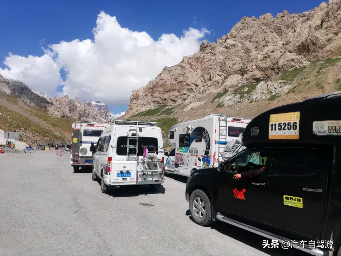 太阳能房车改装效果图,房车自驾游改装最佳方案