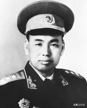 攻不下,统统杀头!对越作战*世友许**暴怒如雷,政委打圆场被怼