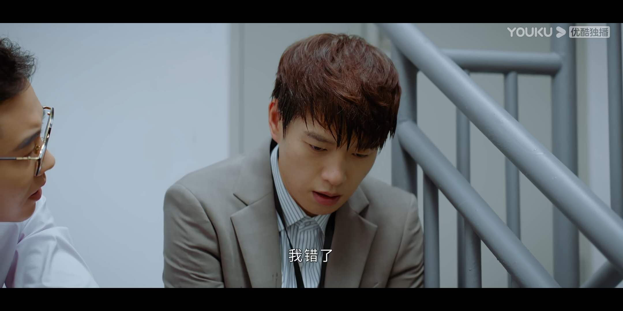 平凡的荣耀：向殷盛超低头的郝帅，让我极为沉重的写下这篇文章