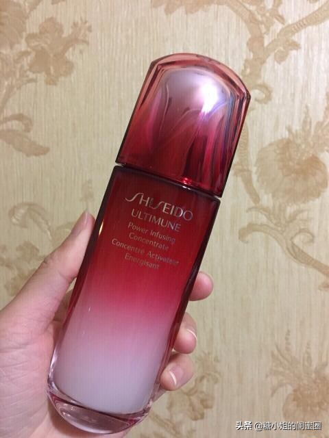 日常保养护肤品清单中的必备单品 (护肤品推荐排行榜前十名精华)