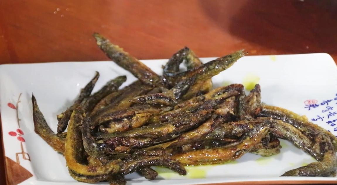 泥鳅最好吃的做法王刚四川,干煸泥鳅的家常做法川菜香辣