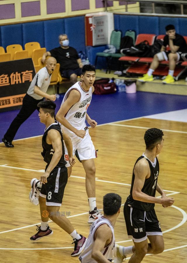 2019年广东宏远男篮球员名单,广东宏远u19深圳新世纪杜锋
