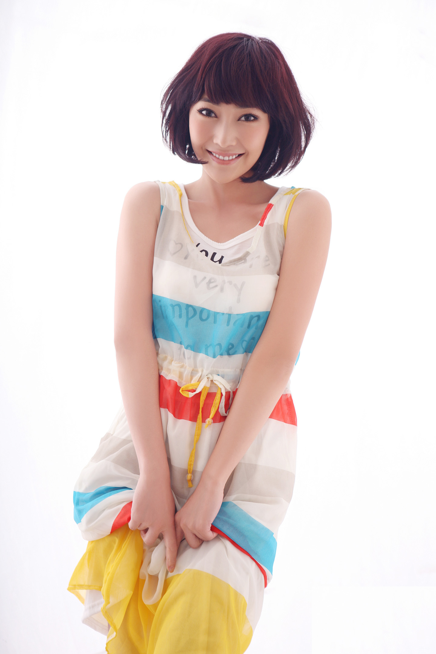 女星阿斯茹悲壮的爱情宣言:要是你瘫痪了,我就做你的双腿