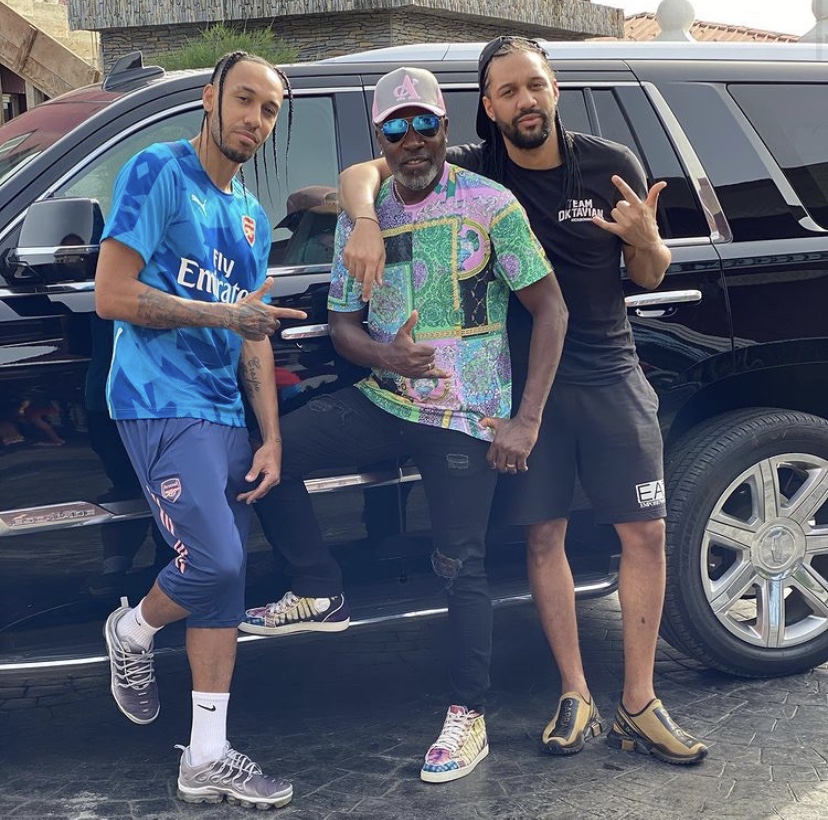 奥巴梅扬阿森纳超燃混剪,奥巴梅扬新发型