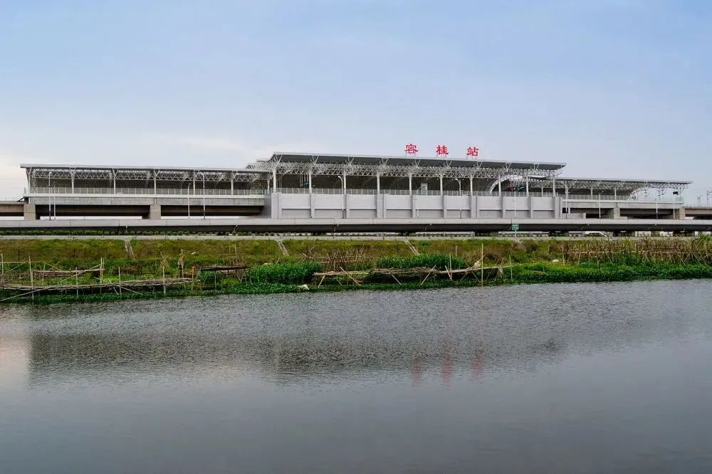 禅顺连挂两地：张槎8504元/平起！容桂4100元/平起紧挨轻轨