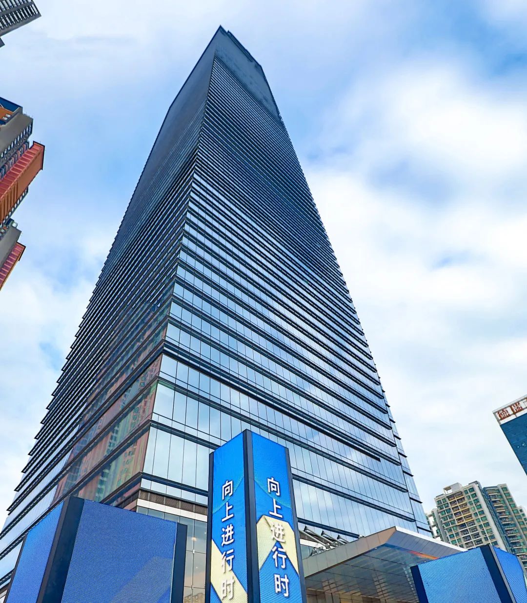 南宁华润中心幕墙封顶,南宁第一高楼华润大厦地址