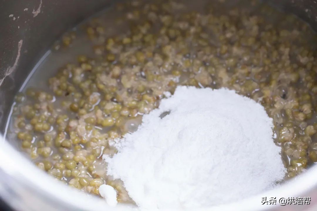 夏日绿豆延展做法：奶香绿豆冰棒，奶香味浓郁