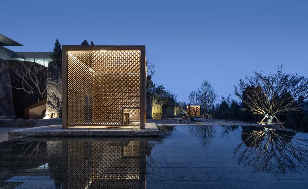 集美组太璞建筑|永威山悦售楼处-最大限度保留窑洞等原生景观