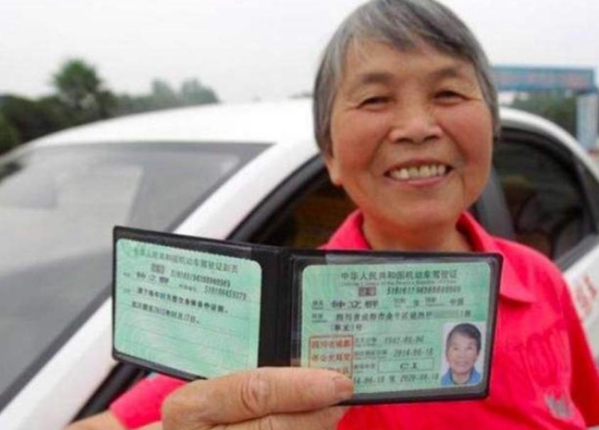 四轮低速电动车牌照有保险标识,低速四轮电动车怎么购买保险