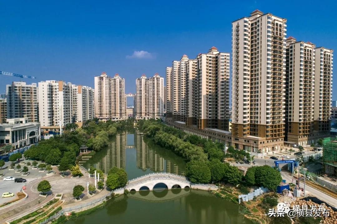 从县到市到省,从县到区的过程