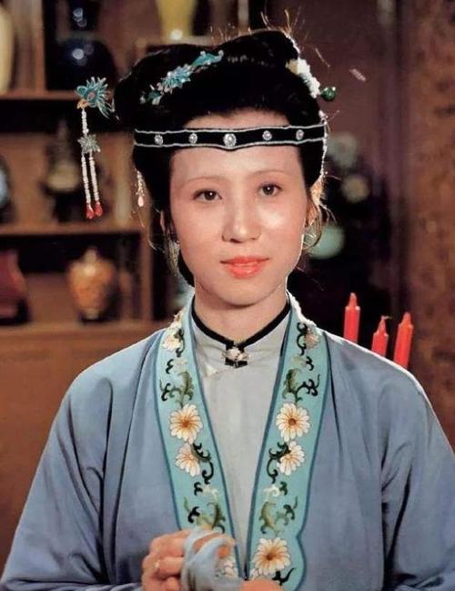 红楼梦贾府媳妇,红楼梦侯门秀女