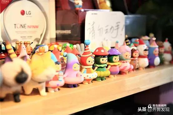 原来你是这样的“最美弯腰女孩”！1分钟系鞋带背后，竟是23年