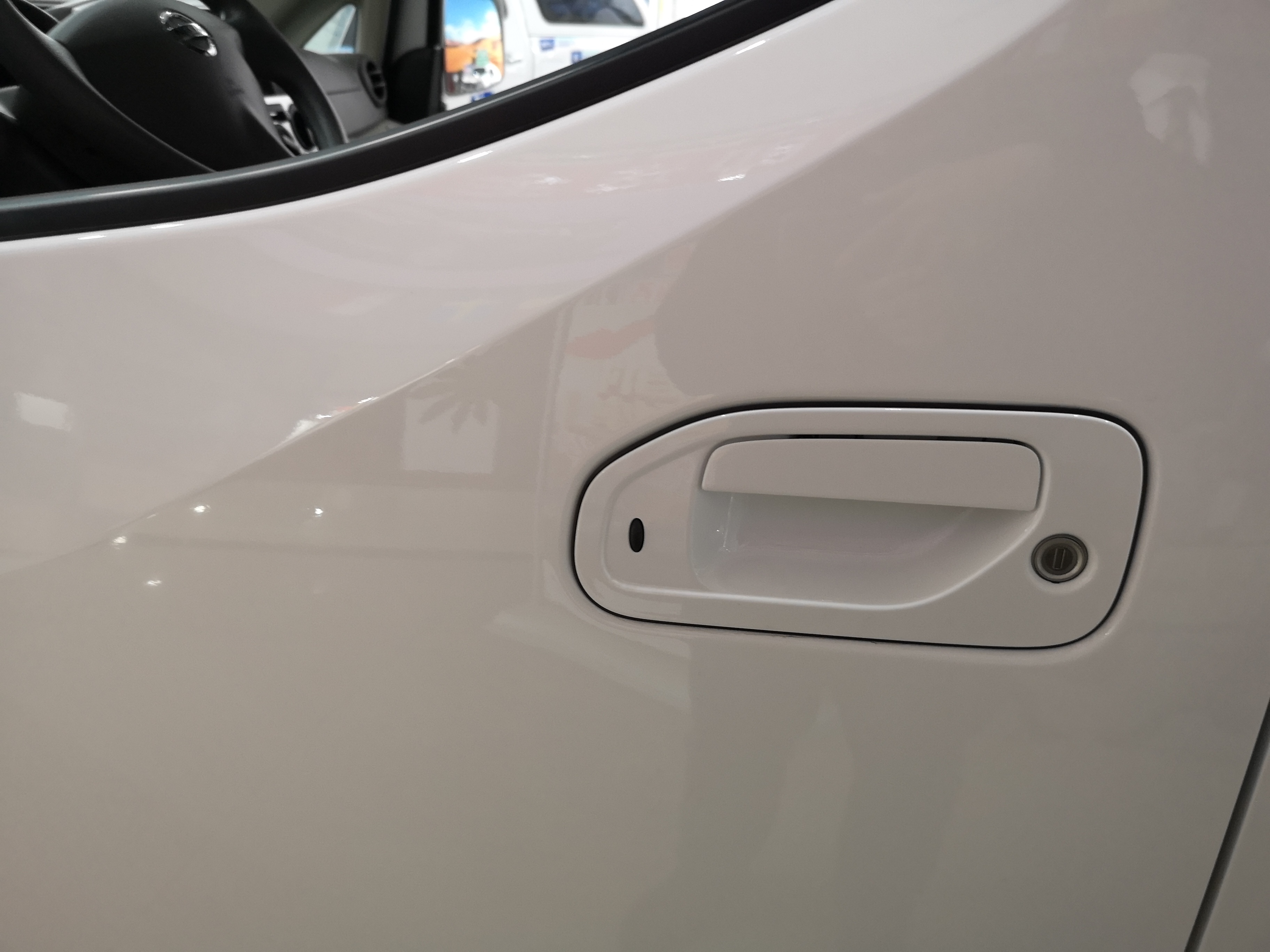 福建18款日产nv200改装六座,日产nv200手动挡17款改装