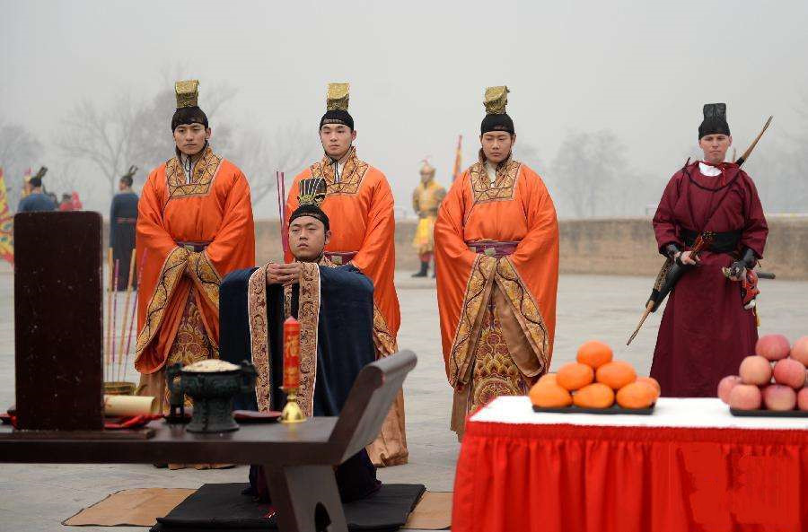 从古代寿桃、贡馍入手，谈谈我国民间祭祀文化的发展