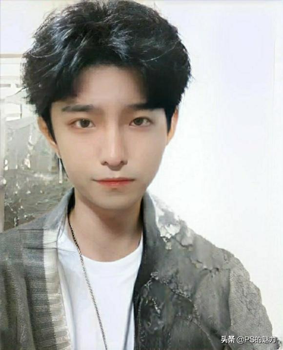 不开心的时候就出去逛逛,不开心的时候去吹吹风看看风景