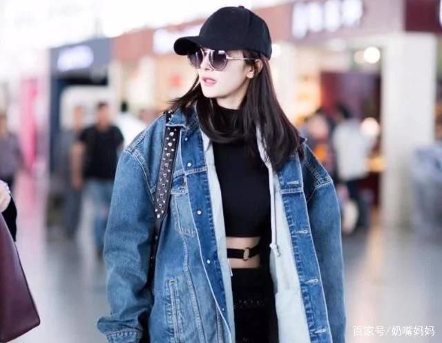 杨幂生图和路人对比照,32岁杨幂生图有多美