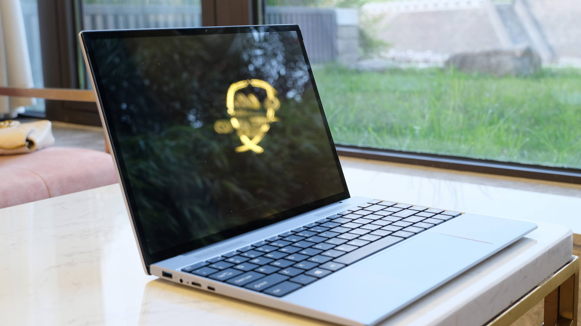 surface笔记本测评,不到2k的苹果笔记本