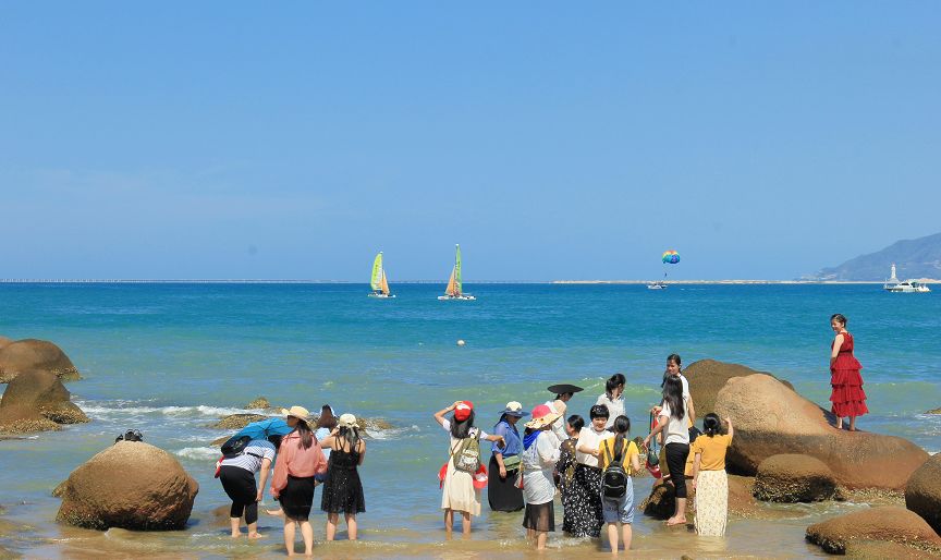 天涯海角游览区中的浪漫天涯,天涯海角旅游区评价