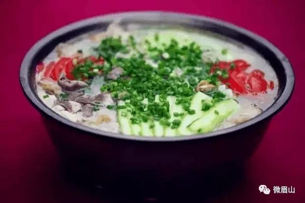 李子柒令人向往的世外桃源生活,李子柒记录的简单淳朴的田园生活