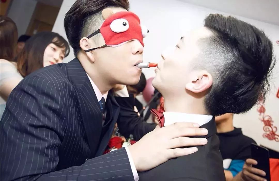 婚礼接亲游戏全过程攻略,新郎接亲整蛊游戏大全