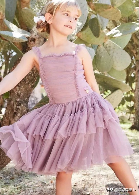 夏季流行的裙子童装,夏天连衣裙短袖童装