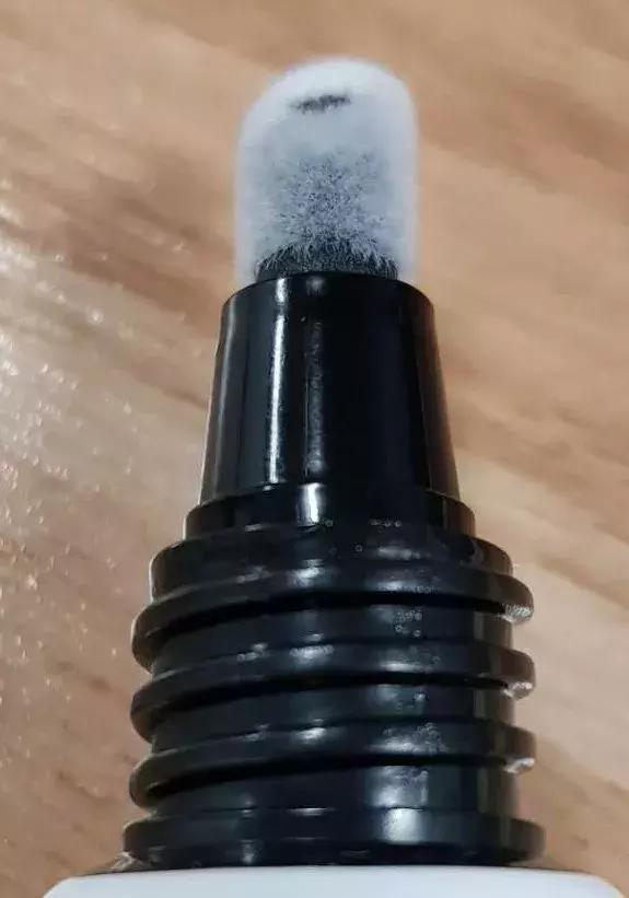 kiko双头唇釉正确用法,唇釉怎么用才正确有效