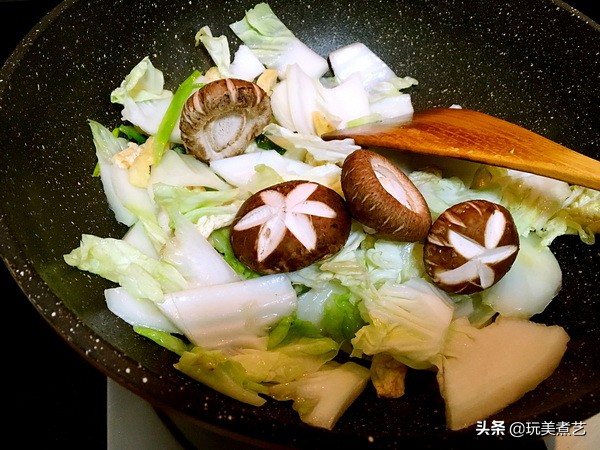 做清炖鱼选什么鱼最好,小常识无论炖什么鱼一定要记住