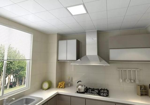 集成吊顶和石膏板吊顶哪个更好看,集成吊顶和石膏板吊顶怎么衔接