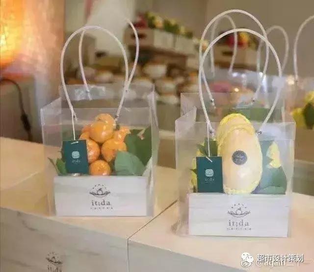 一组超市陈列图,超市肉品区陈列与摆放