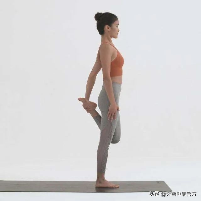 盘点动漫中的女主的腿,动漫中可爱的腿型