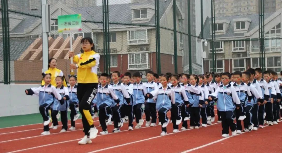 庆祝建党百年大型排舞展演西安,建党100周年校园啦啦操比赛