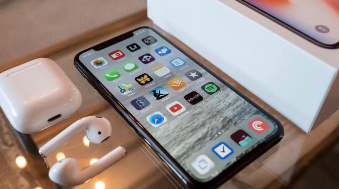 三星note10+和苹果11比较,三星note10+好还是苹果11好