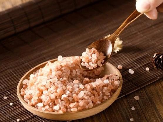 去黑头小妙招学生党草莓鼻,祛黑头3步轻松搞定顽固黑头