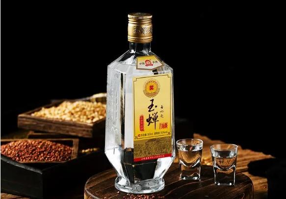 小卖部卖的哪种白酒好喝,几款便宜冷门纯粮白酒