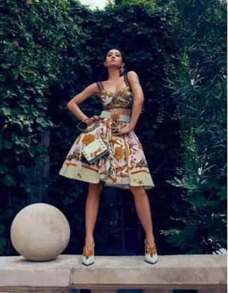 范思哲品牌故事,versace和范思哲是一个品牌吗